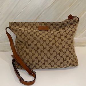 Authentic Gucci crossbody bag